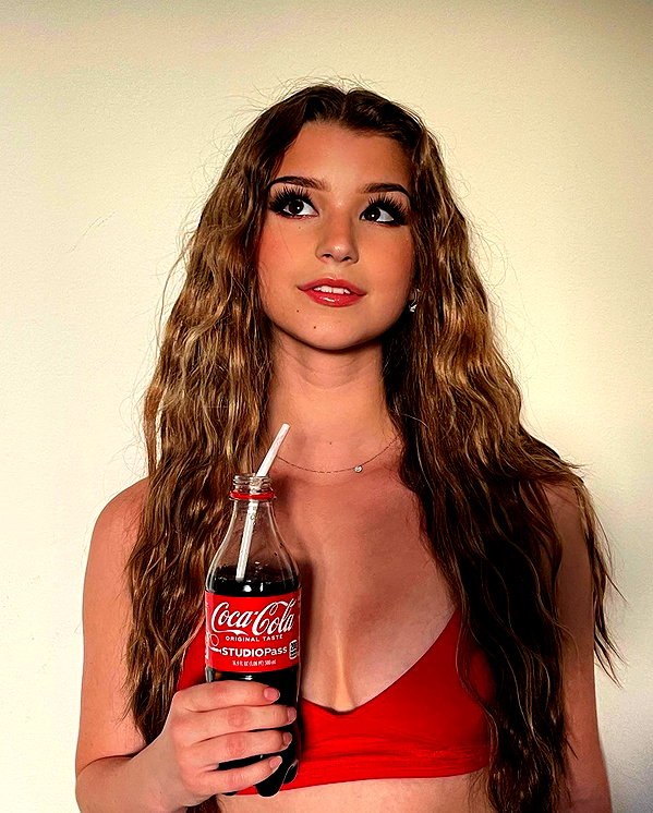 brookemonk instagram image archive image