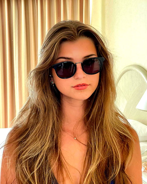 brookemonk instagram image archive image