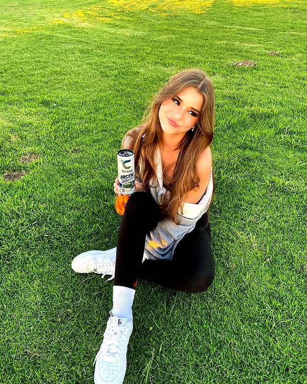 brookemonk instagram image archive image