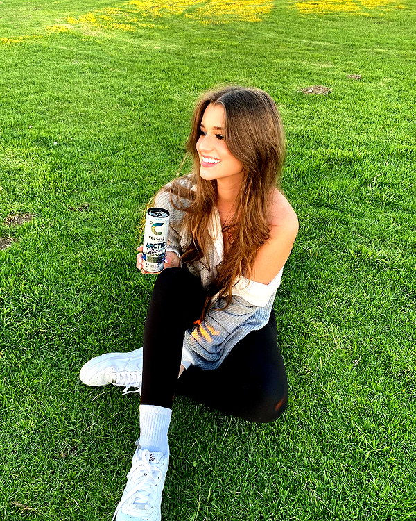 brookemonk instagram image archive image