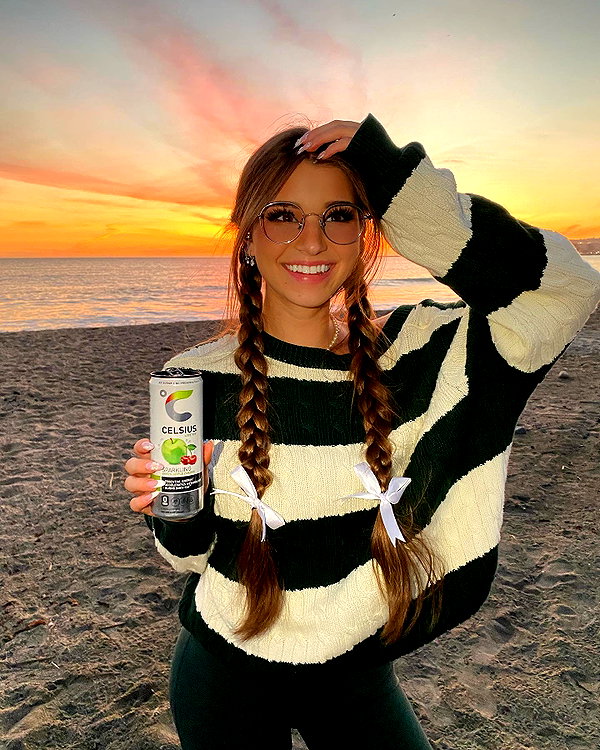 brookemonk instagram image archive image