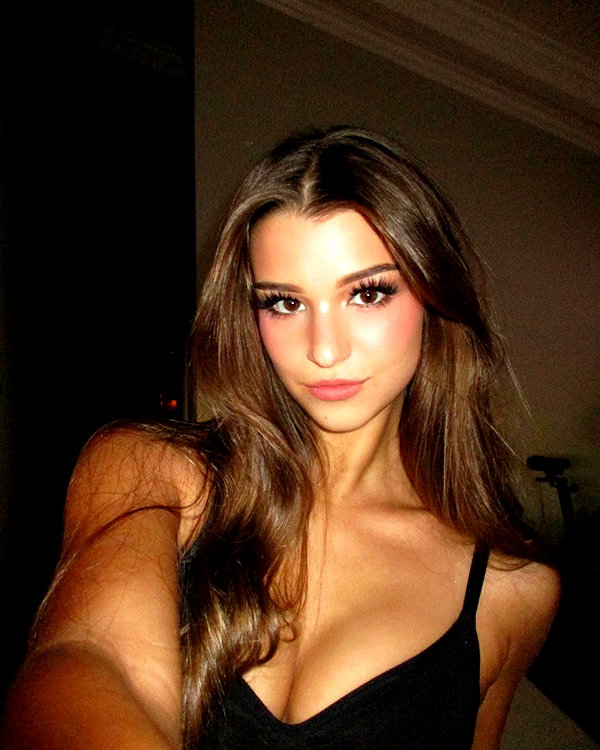 brookemonk instagram image archive image