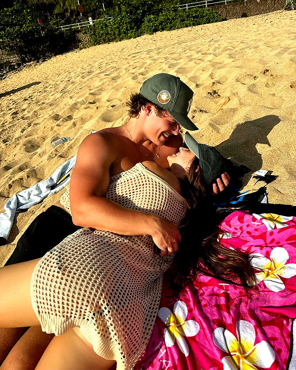 brookemonk instagram image archive image