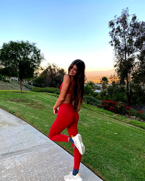 brookemonk instagram image archive image