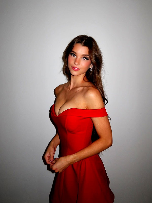 brookemonk instagram image archive image