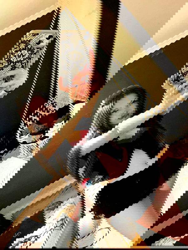 burcumsai burcumsai archive image