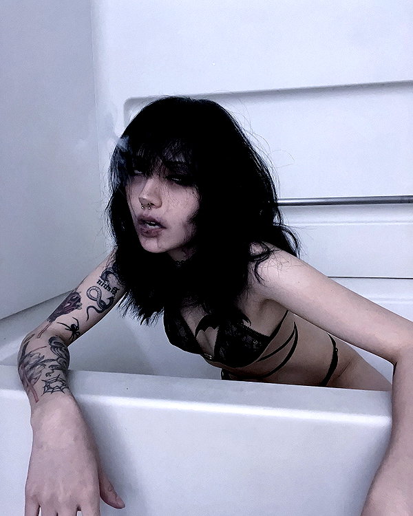 butterywaterboi instagram image archive image