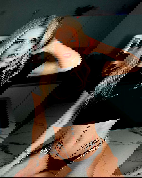 bymonamarie bymonamarie archive image