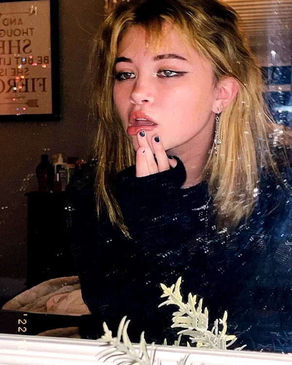 caitibugzz instagram image archive image