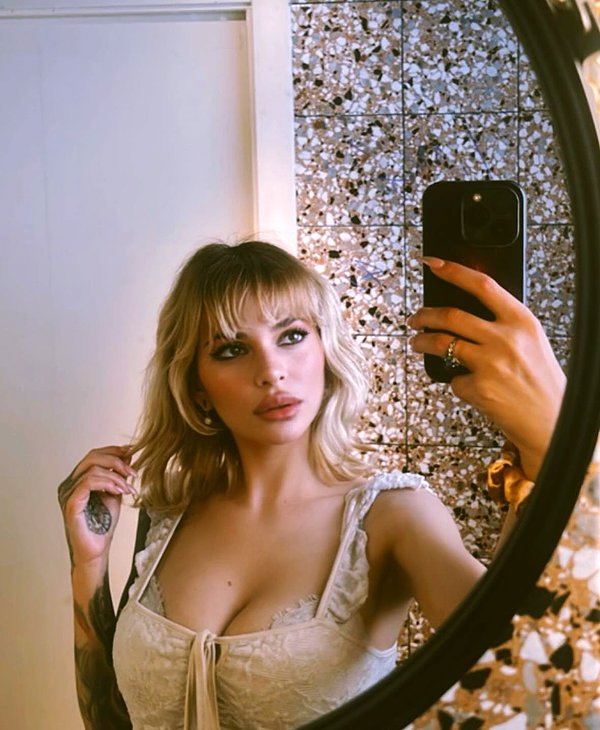 calyen instagram image archive image