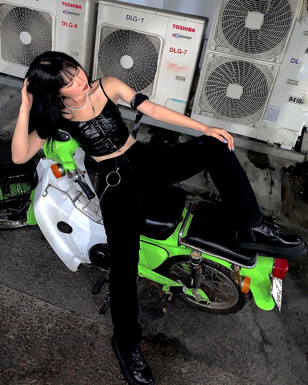 camlei_ instagram image archive image