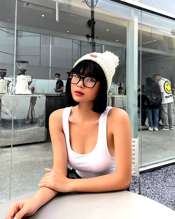 camlei_ instagram image archive image