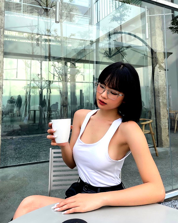 camlei_ instagram image archive image