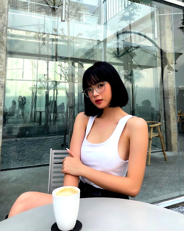 camlei_ instagram image archive image