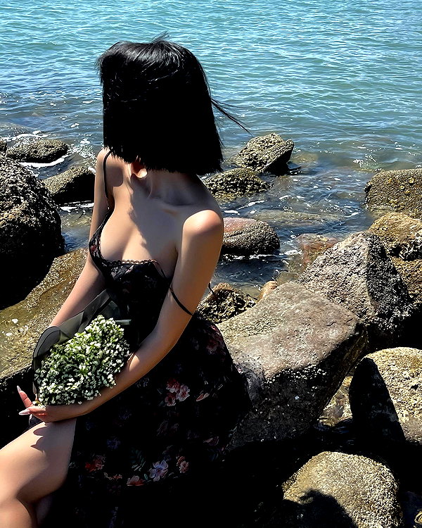 camlei_ instagram image archive image