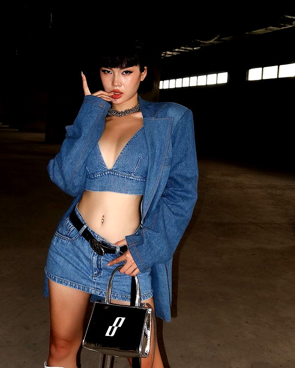 camlei_ instagram image archive image