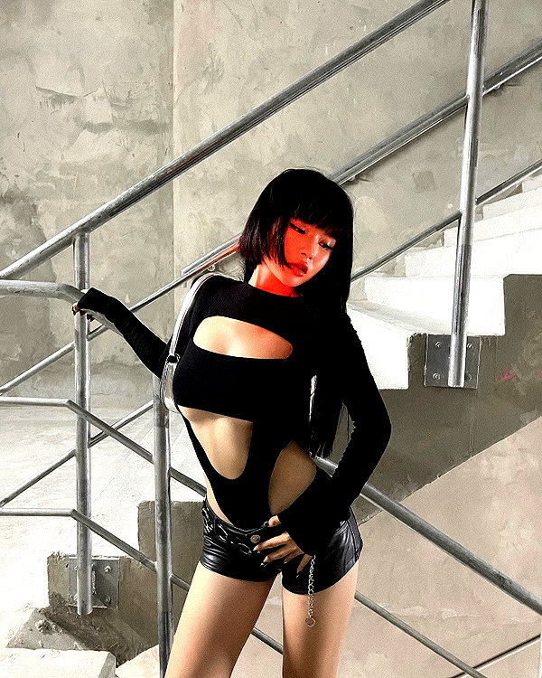 camlei_ instagram image archive image