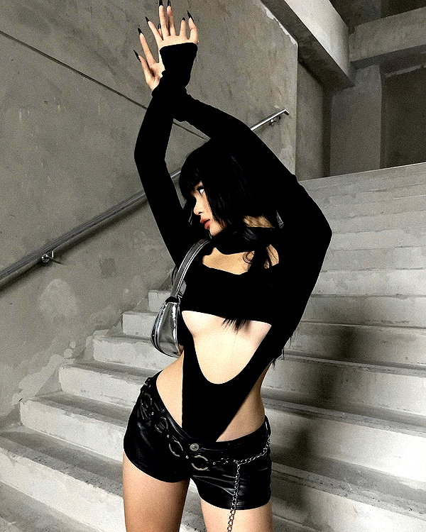 camlei_ instagram image archive image
