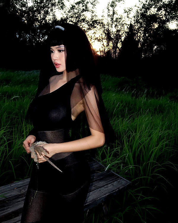 camlei_ instagram image archive image