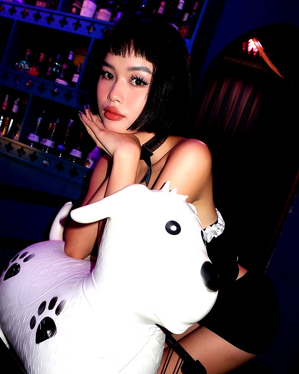 camlei_ instagram image archive image
