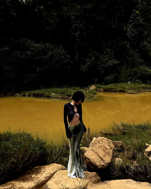 camlei_ instagram image archive image