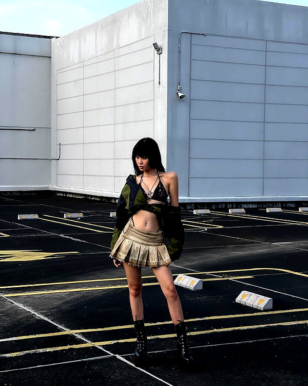 camlei_ instagram image archive image