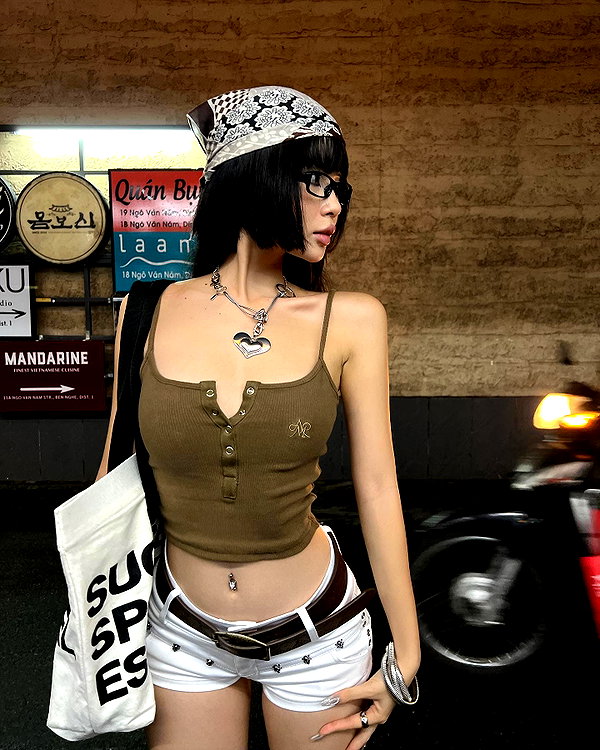 camlei_ instagram image archive image