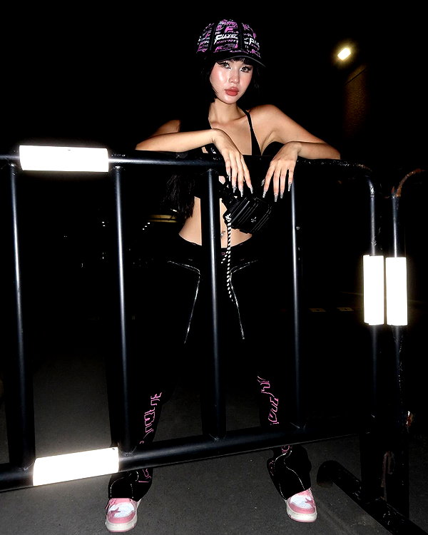 camlei_ instagram image archive image