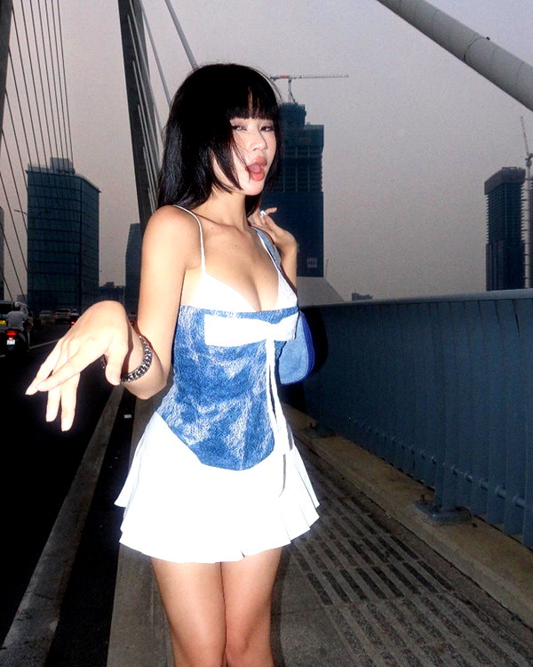 camlei_ instagram image archive image