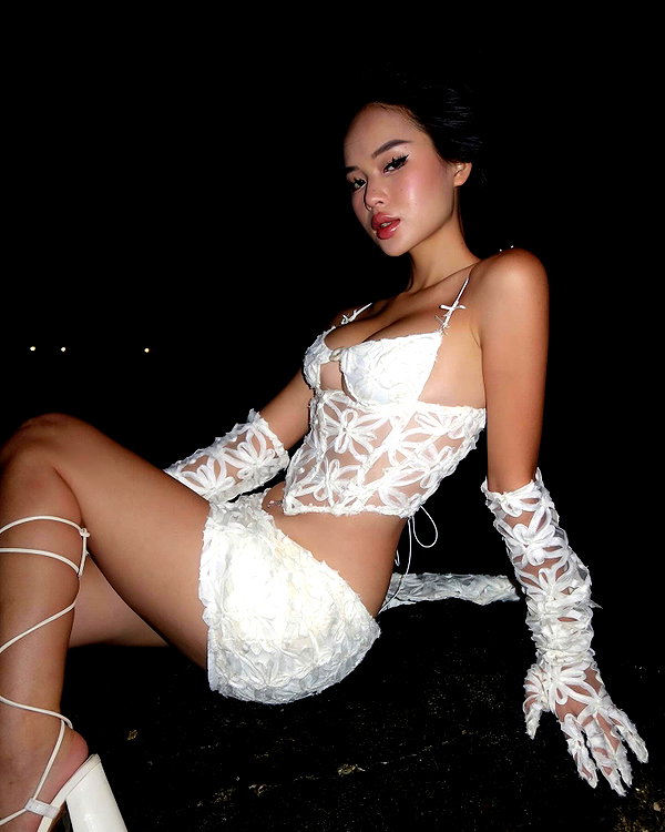camlei_ instagram image archive image