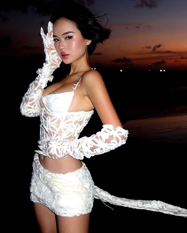 camlei_ instagram image archive image