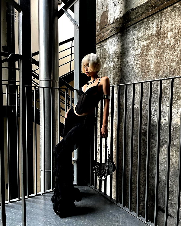 camlei_ instagram image archive image