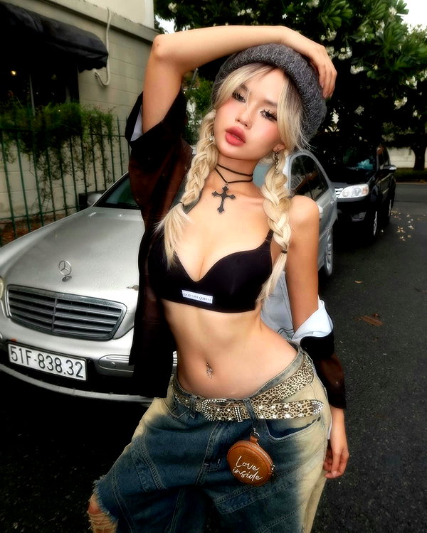 camlei_ instagram image archive image