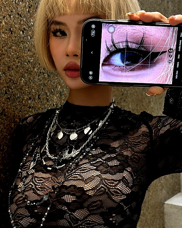 camlei_ instagram image archive image