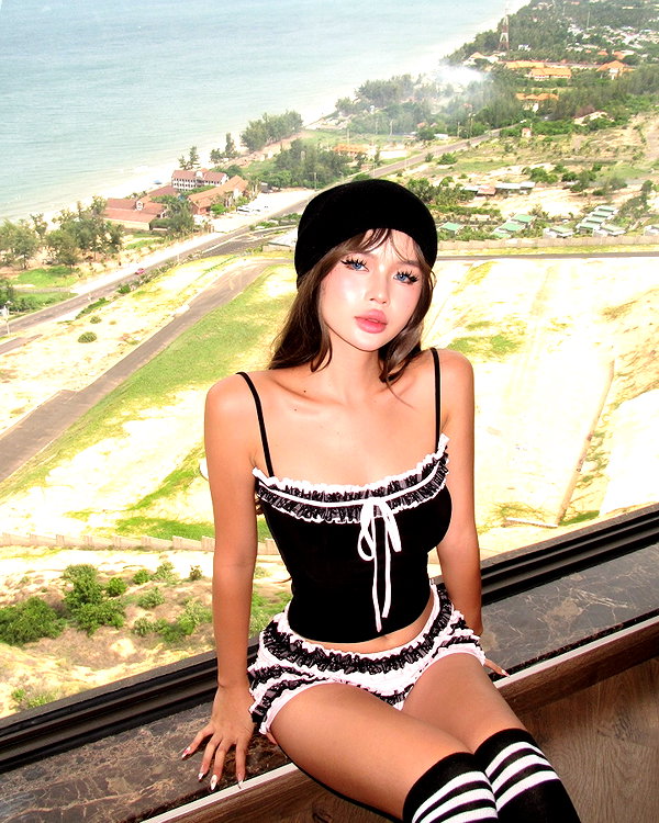 camlei_ instagram image archive image