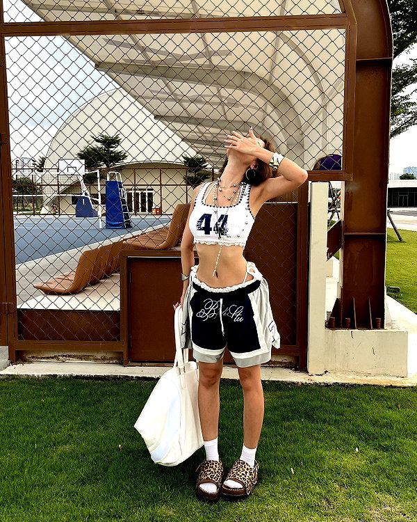 camlei_ instagram image archive image