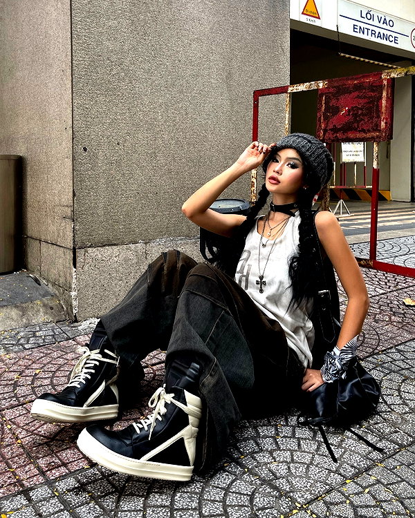 camlei_ instagram image archive image