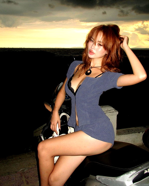 camlei_ instagram image archive image