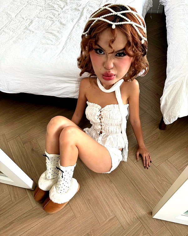 camlei_ instagram image archive image