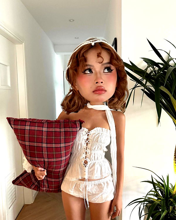 camlei_ instagram image archive image