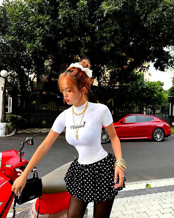 camlei_ instagram image archive image