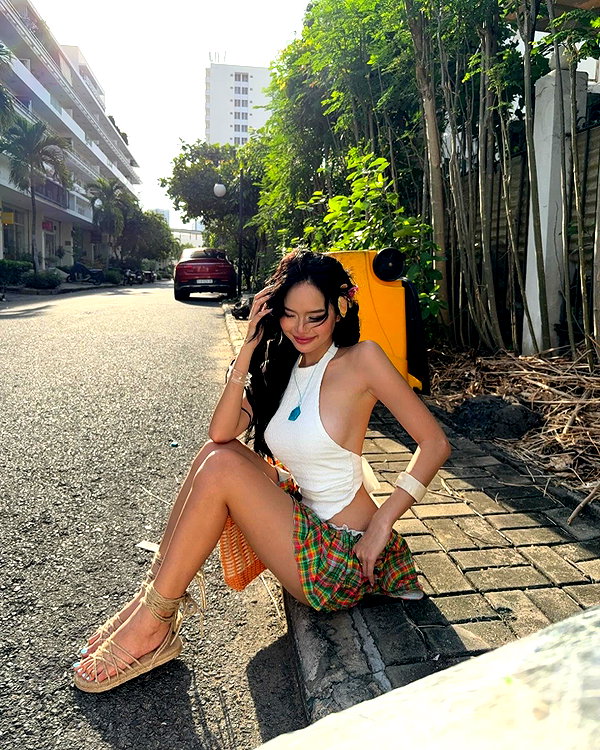 camlei_ instagram image archive image