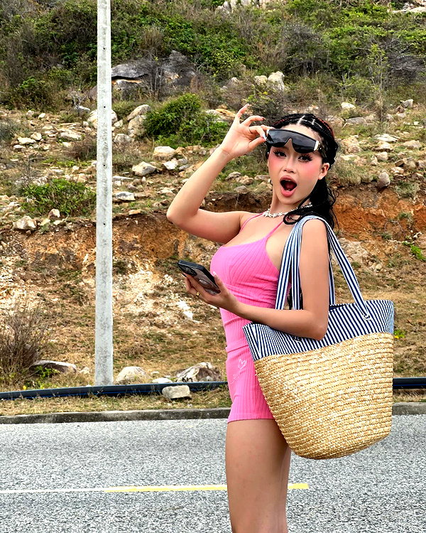 camlei_ instagram image archive image