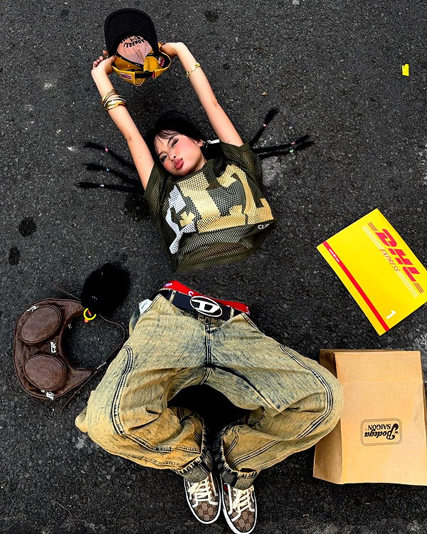 camlei_ instagram image archive image