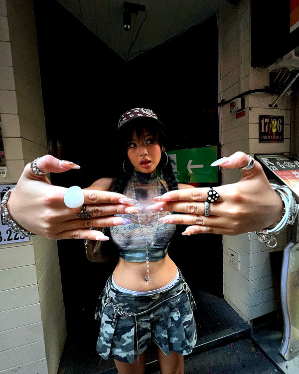 camlei_ instagram image archive image