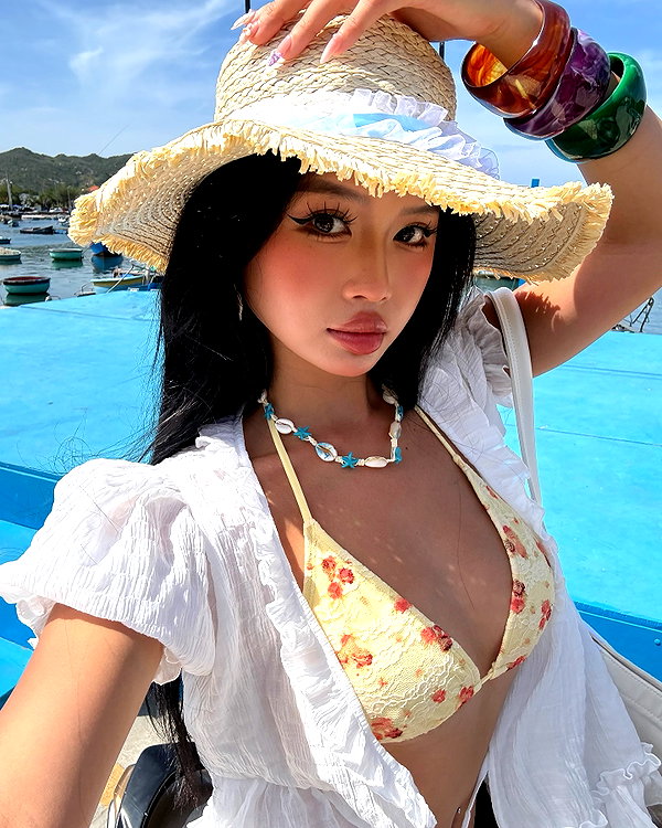 camlei_ instagram image archive image