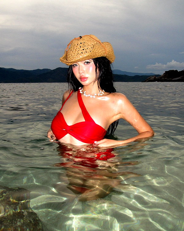 camlei_ instagram image archive image
