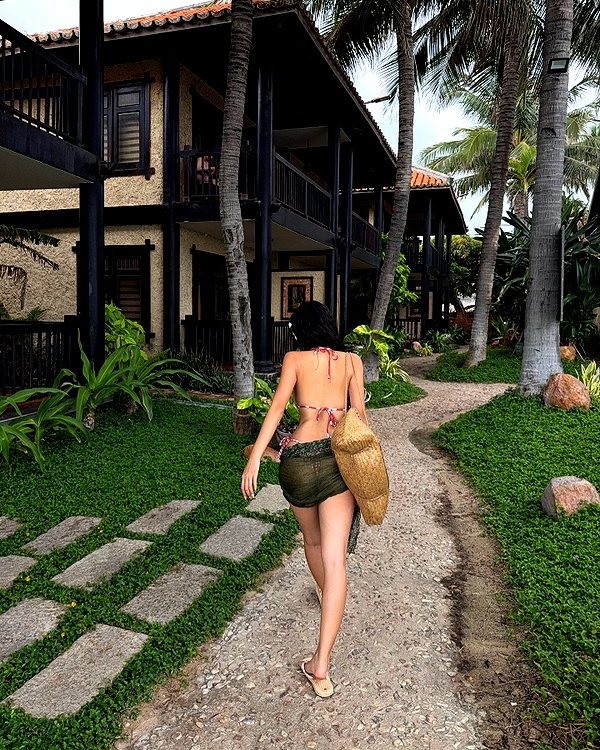 camlei_ instagram image archive image