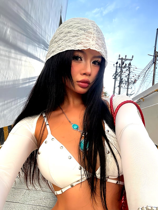 camlei_ instagram image archive image