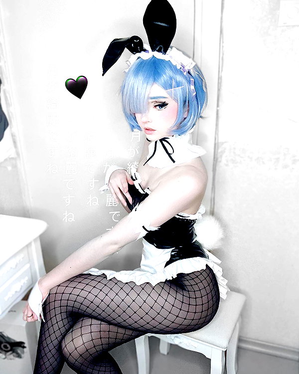 candy_balll instagram image archive image